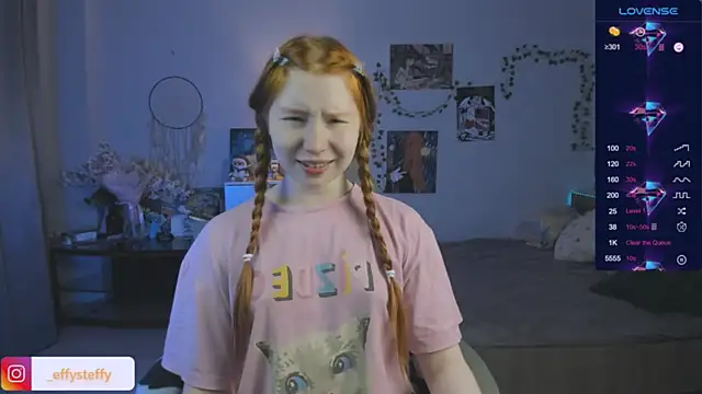 Snapshot of CallMeEffy1 chatting on November 2025 08:18:01 PM CallMeEffy1 online show from November 2025 08:18:01 PM