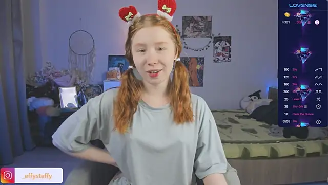 Snapshot of CallMeEffy1 chatting on January 2026 01:57:02 PM CallMeEffy1 online show from January 2026 01:57:02 PM