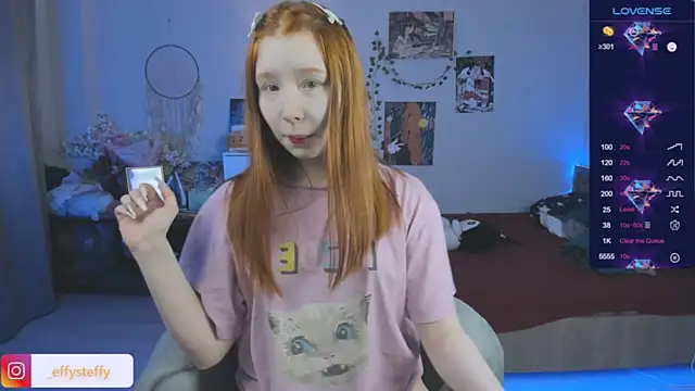 Snapshot of CallMeEffy1 chatting on January 2026 12:33:02 PM CallMeEffy1 online show from January 2026 12:33:02 PM