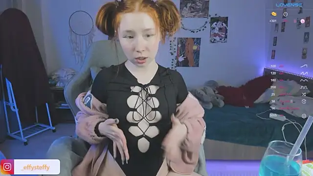 Snapshot of CallMeEffy1 chatting on February 2026 06:09:01 PM CallMeEffy1 online show from February 2026 06:09:01 PM