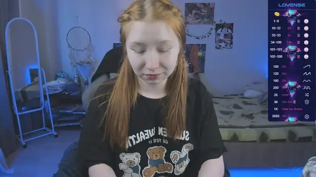 Snapshot of CallMeEffy1 chatting on March 2026 02:16:01 PM CallMeEffy1 online show from March 2026 02:16:01 PM