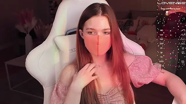 Snapshot of Frau_Lina chatting on December 2024 05:36:02 PM Frau Lina online show from December 2024 05:36:02 PM