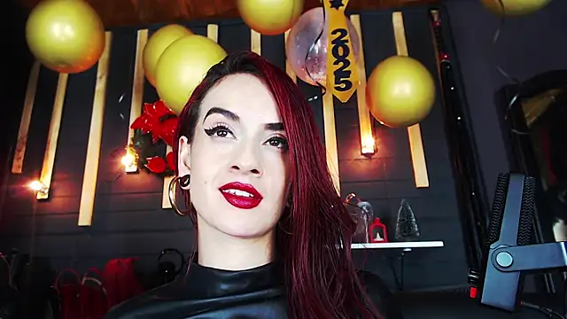 Snapshot of Liilith_goddess_ chatting on January 2025 09:15:01 AM Liilith goddess online show from January 2025 09:15:01 AM