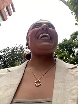 veronicaxx69 online show from December 2024 08:45:02 PM