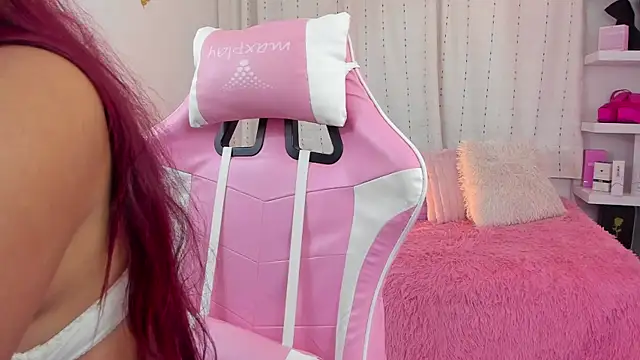 veronicaxx69 online show from September 2025 03:41:01 AM