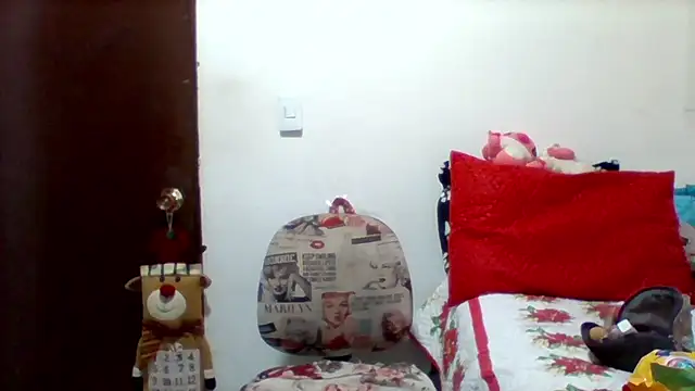 Snapshot of Alisson_brand chatting on December 2024 04:14:02 PM Alisson brand online show from December 2024 04:14:02 PM