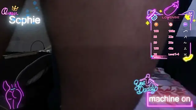 Snapshot of Sophiehuntress chatting on April 2026 09:48:01 AM Sophiehuntress online show from April 2026 09:48:01 AM