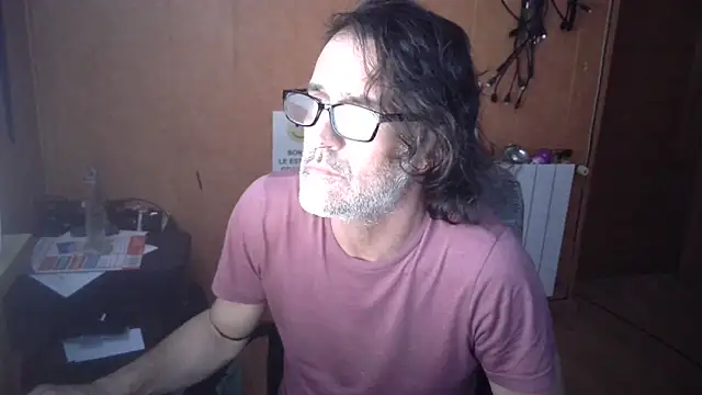 Snapshot of Lia_Y_PatrickX chatting on April 2026 08:32:01 PM Lia Y PatrickX online show from April 2026 08:32:01 PM