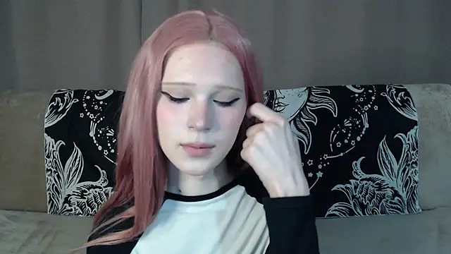 Snapshot of Sexpired_Princess chatting on April 2026 05:56:02 AM Sexpired Princess online show from April 2026 05:56:02 AM