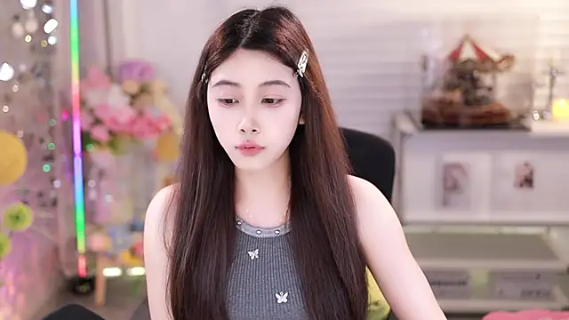 Snapshot of SleepArtist chatting on March 2026 02:13:01 PM SleepArtist online show from March 2026 02:13:01 PM