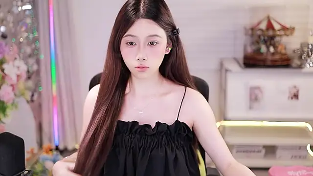 Snapshot of SleepArtist chatting on April 2026 08:56:01 AM SleepArtist online show from April 2026 08:56:01 AM