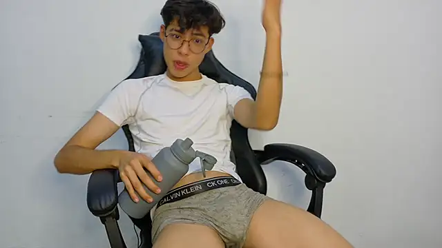 Snapshot of Jacotnk chatting on February 2025 04:48:02 AM Jacotnk online show from February 2025 04:48:02 AM