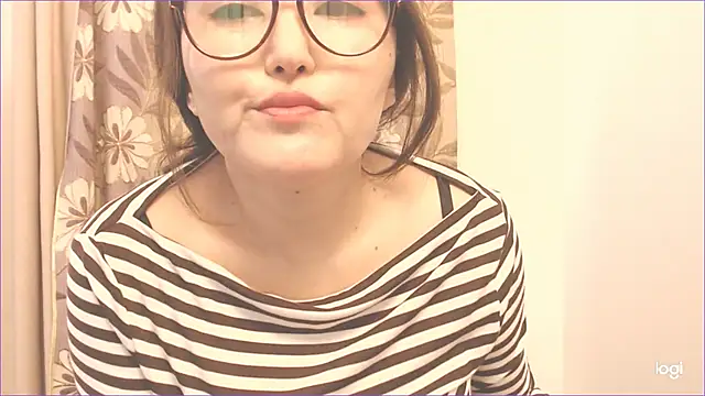 Snapshot of hrnyteacher chatting on January 2025 06:27:02 AM hrnyteacher online show from January 2025 06:27:02 AM