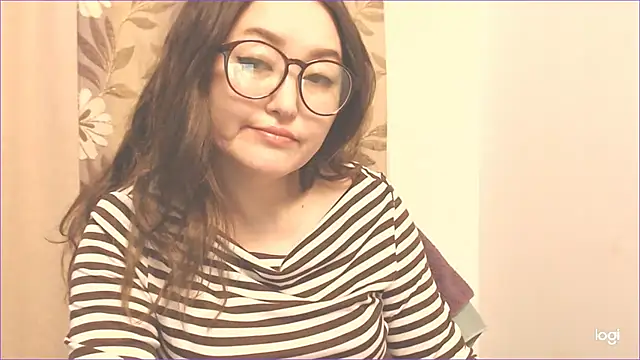 Snapshot of hrnyteacher chatting on January 2025 08:57:02 PM hrnyteacher online show from January 2025 08:57:02 PM