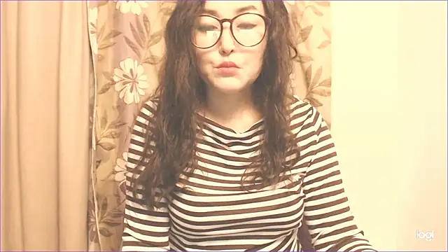 Snapshot of hrnyteacher chatting on February 2025 12:12:01 PM hrnyteacher online show from February 2025 12:12:01 PM