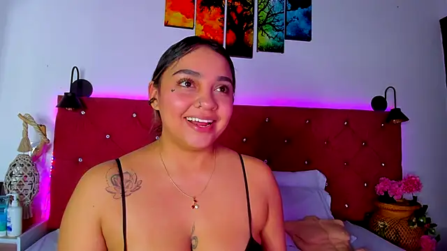 Snapshot of Abril_Gomez06 chatting on October 2025 02:45:01 AM Abril Gomez06 online show from October 2025 02:45:01 AM