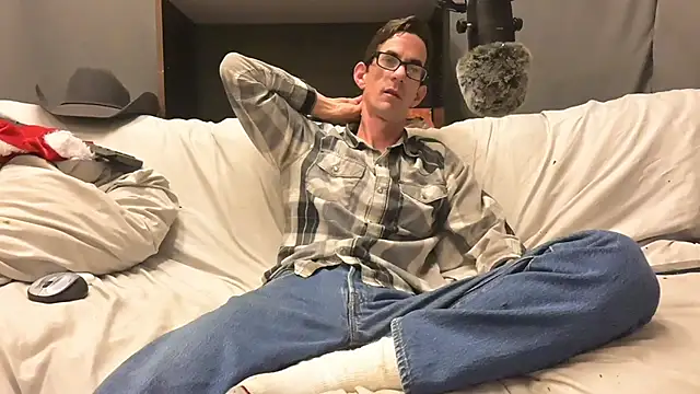 joeiandola online show from November 2025 09:57:02 PM