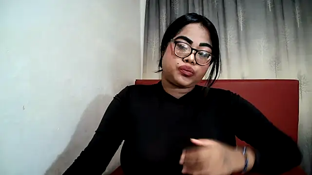 Indian Lola00 online show from February 2025 06:11:02 PM