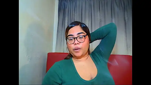Snapshot of Indian_Lola00 chatting on July 2026 05:07:02 PM Indian Lola00 online show from July 2026 05:07:02 PM