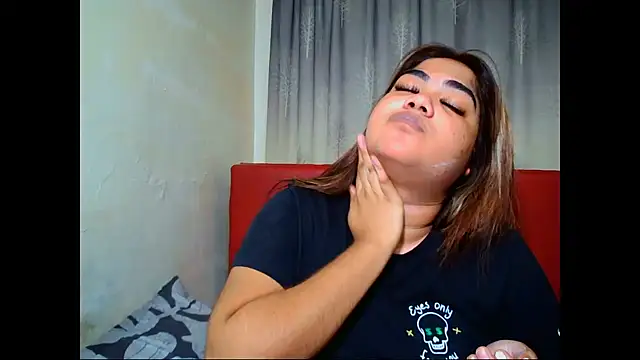 Snapshot of Indian_Lola00 chatting on July 2026 01:20:01 PM Indian Lola00 online show from July 2026 01:20:01 PM
