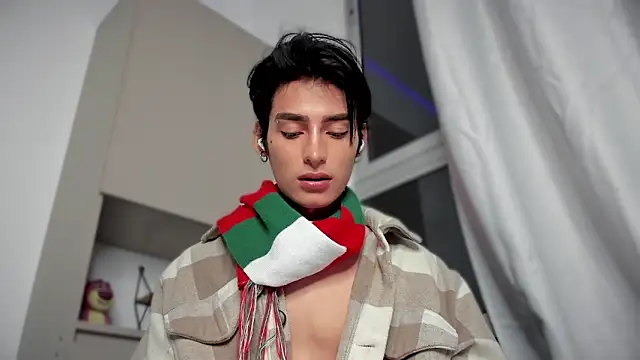 sebas rose online show from December 2024 11:35:02 PM