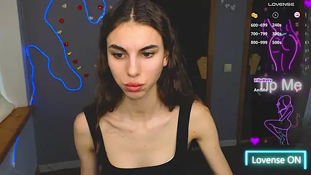 EmmyGreans online show from March 2025 01:06:02 PM