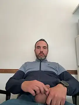 leon3875 online show from March 2026 03:18:02 PM