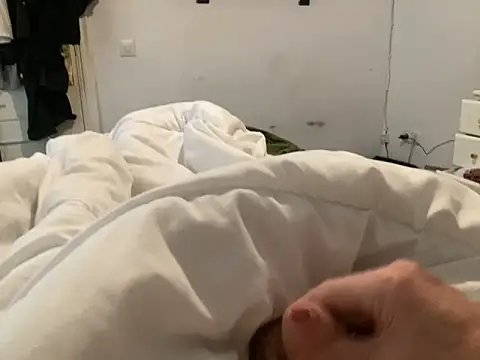 Snapshot of Bossinmidd12 chatting on February 2025 08:11:01 AM Bossinmidd12 online show from February 2025 08:11:01 AM