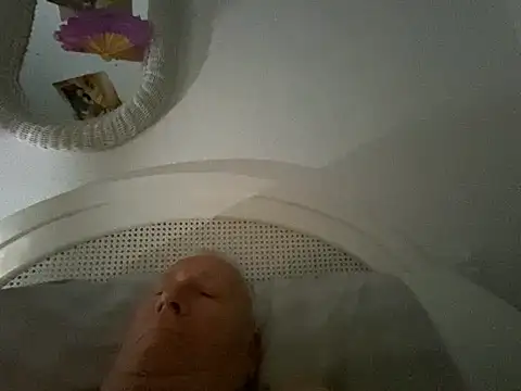 Snapshot of Bossinmidd12 chatting on February 2025 09:47:01 PM Bossinmidd12 online show from February 2025 09:47:01 PM