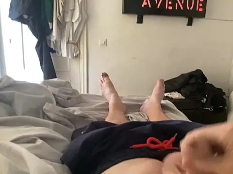 Snapshot of Bossinmidd12 chatting on November 2025 08:23:02 AM Bossinmidd12 online show from November 2025 08:23:02 AM