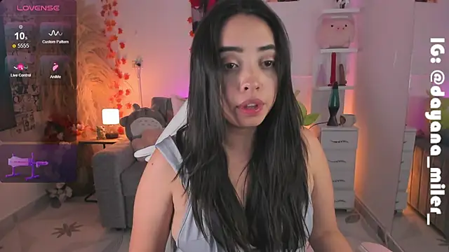 Snapshot of _dayana_miler chatting on December 2024 04:09:01 AM dayana miler online show from December 2024 04:09:01 AM