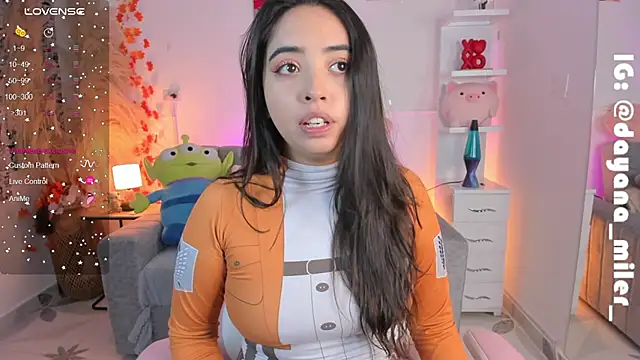 Snapshot of _dayana_miler chatting on January 2025 01:50:01 AM dayana miler online show from January 2025 01:50:01 AM