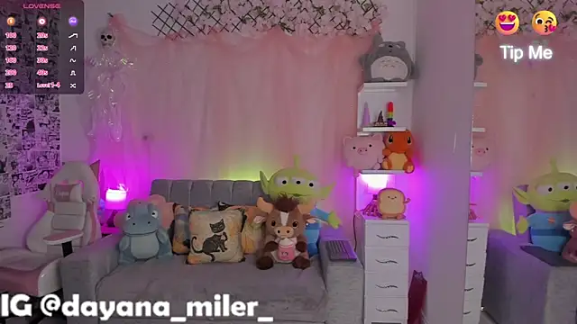  dayana miler online show from October 2025 01:57:02 PM