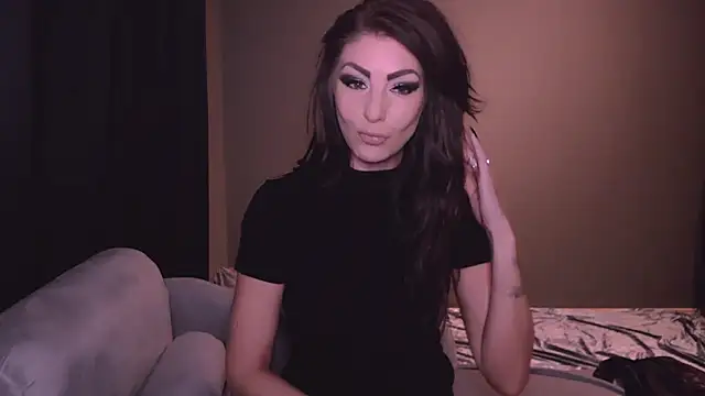 Snapshot of Saintrebella chatting on January 2025 06:47:01 PM Saintrebella online show from January 2025 06:47:01 PM