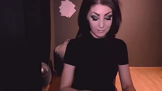 Snapshot of Saintrebella chatting on February 2025 12:37:01 AM Saintrebella online show from February 2025 12:37:01 AM