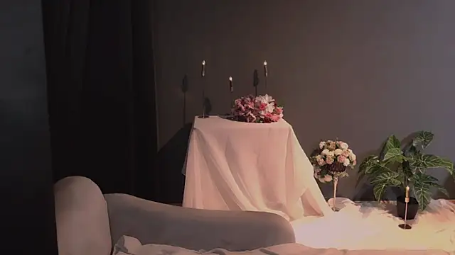 Snapshot of Saintrebella chatting on November 2025 06:40:01 PM Saintrebella online show from November 2025 06:40:01 PM