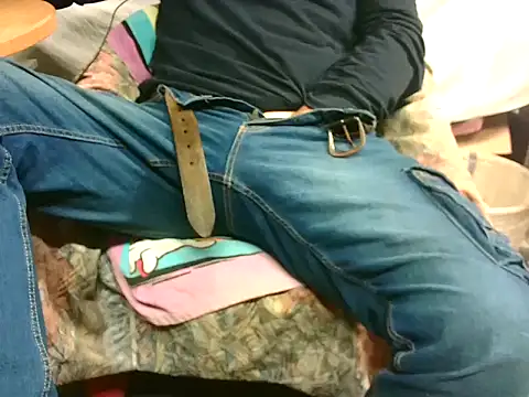 Giulio35 Pika online show from November 2025 06:15:02 AM