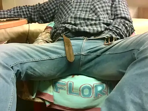 Snapshot of Giulio35_Pika chatting on March 2026 04:45:02 PM Giulio35 Pika online show from March 2026 04:45:02 PM