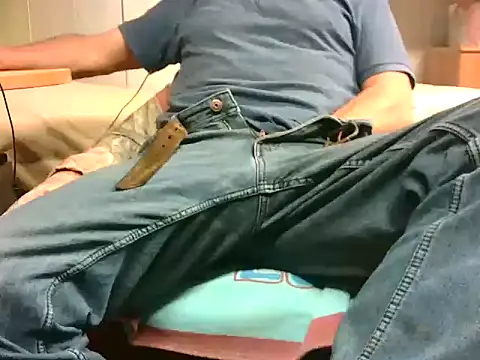 Snapshot of Giulio35_Pika chatting on April 2026 03:50:02 PM Giulio35 Pika online show from April 2026 03:50:02 PM