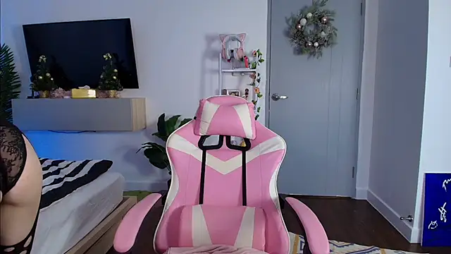 juicyshow  online show from December 2025 12:40:02 AM