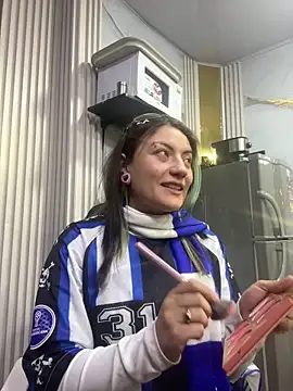 Snapshot of Broklinwhite_ chatting on June 2026 12:53:02 PM Broklinwhite online show from June 2026 12:53:02 PM