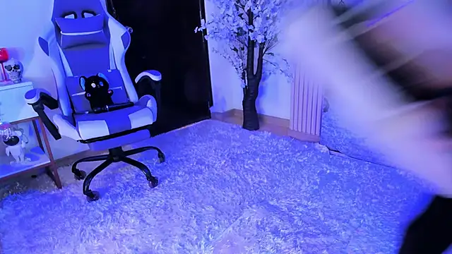 Snapshot of zephirahabney chatting on February 2025 05:18:02 PM zephirahabney online show from February 2025 05:18:02 PM