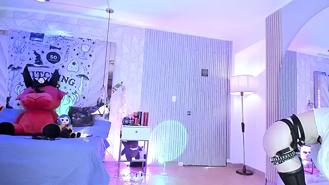 Snapshot of zephirahabney chatting on October 2025 02:35:01 PM zephirahabney online show from October 2025 02:35:01 PM