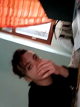 Snapshot of LadyMinnie chatting on October 2025 09:54:01 AM LadyMinnie online show from October 2025 09:54:01 AM