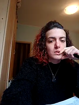 Snapshot of LadyMinnie chatting on October 2025 12:29:01 PM LadyMinnie online show from October 2025 12:29:01 PM