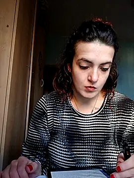 Snapshot of LadyMinnie chatting on November 2025 10:03:01 AM LadyMinnie online show from November 2025 10:03:01 AM