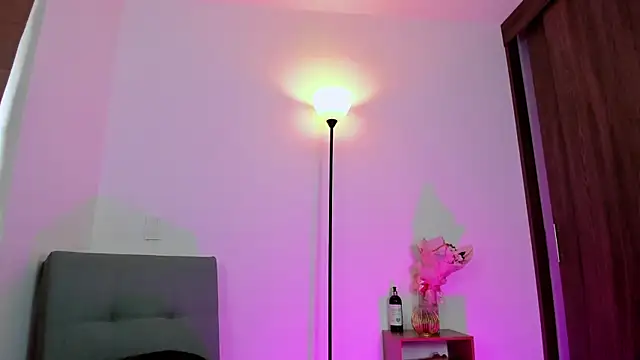 Snapshot of Lilabril chatting on February 2025 04:14:02 PM Lilabril online show from February 2025 04:14:02 PM