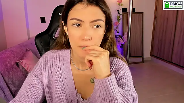 Snapshot of Lilabril chatting on September 2025 02:38:02 PM Lilabril online show from September 2025 02:38:02 PM