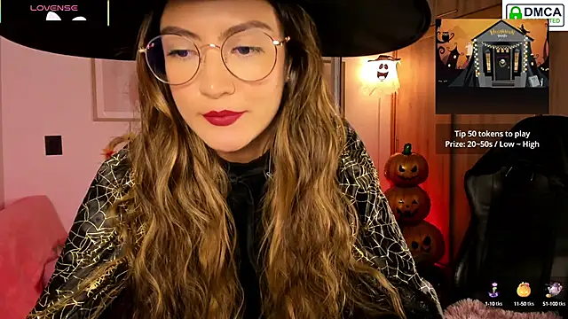 Snapshot of Lilabril chatting on October 2025 02:49:01 PM Lilabril online show from October 2025 02:49:01 PM