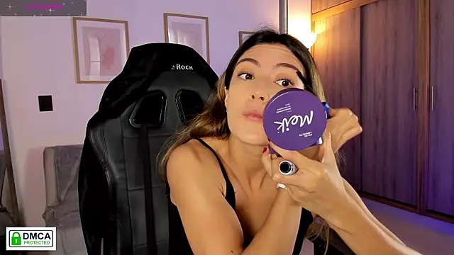 Snapshot of Lilabril chatting on April 2026 02:44:02 PM Lilabril online show from April 2026 02:44:02 PM